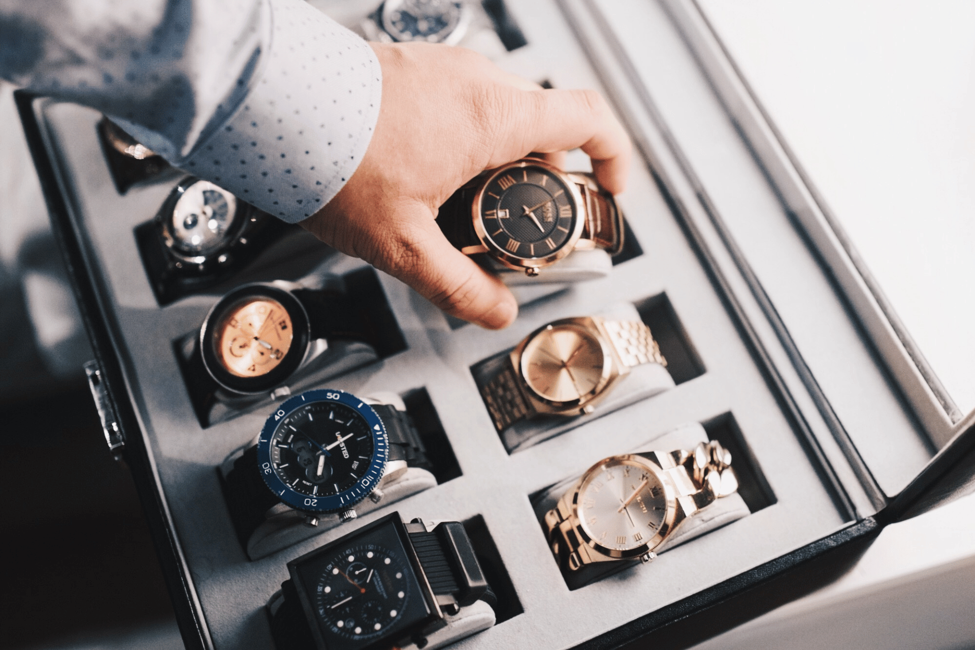 10 Secrets for Building a Successful Luxury Brand
