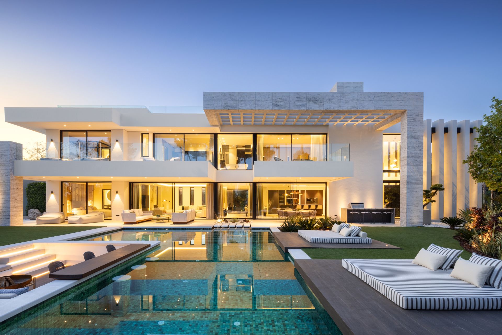 Smartmove Marbella Joins the World Luxury Chamber of Commerce, Strengthening Its Presence in Global Luxury Real Estate 